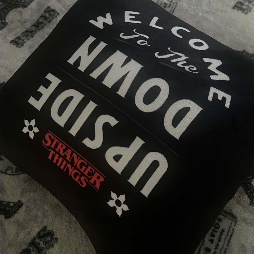 Netflix Stranger Things Black Pillow